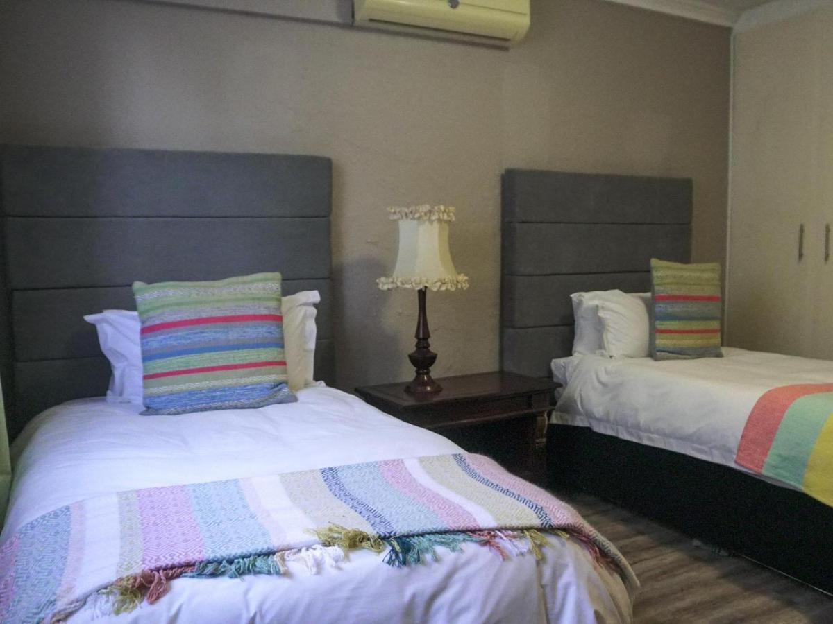 Fatmols Guest Lodge Johannesburg Ngoại thất bức ảnh