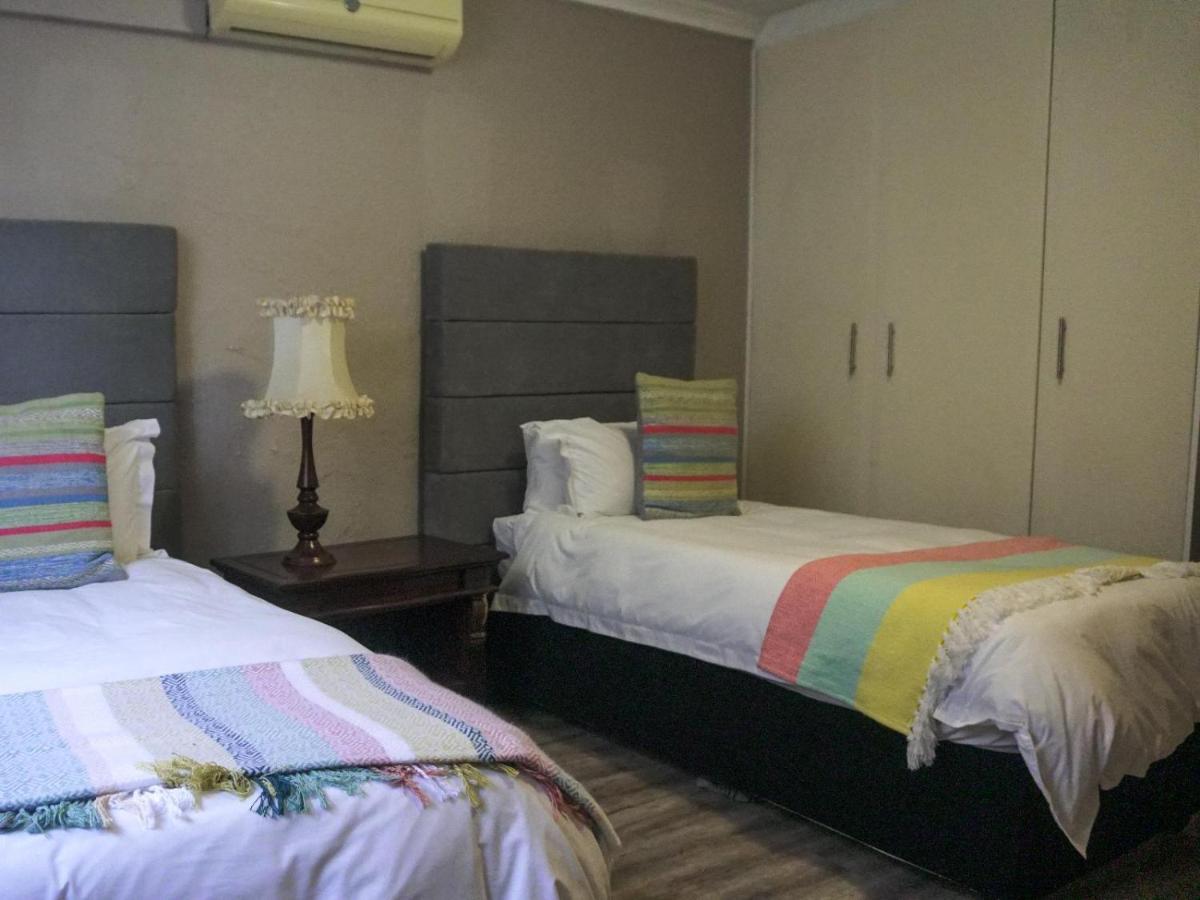 Fatmols Guest Lodge Johannesburg Ngoại thất bức ảnh