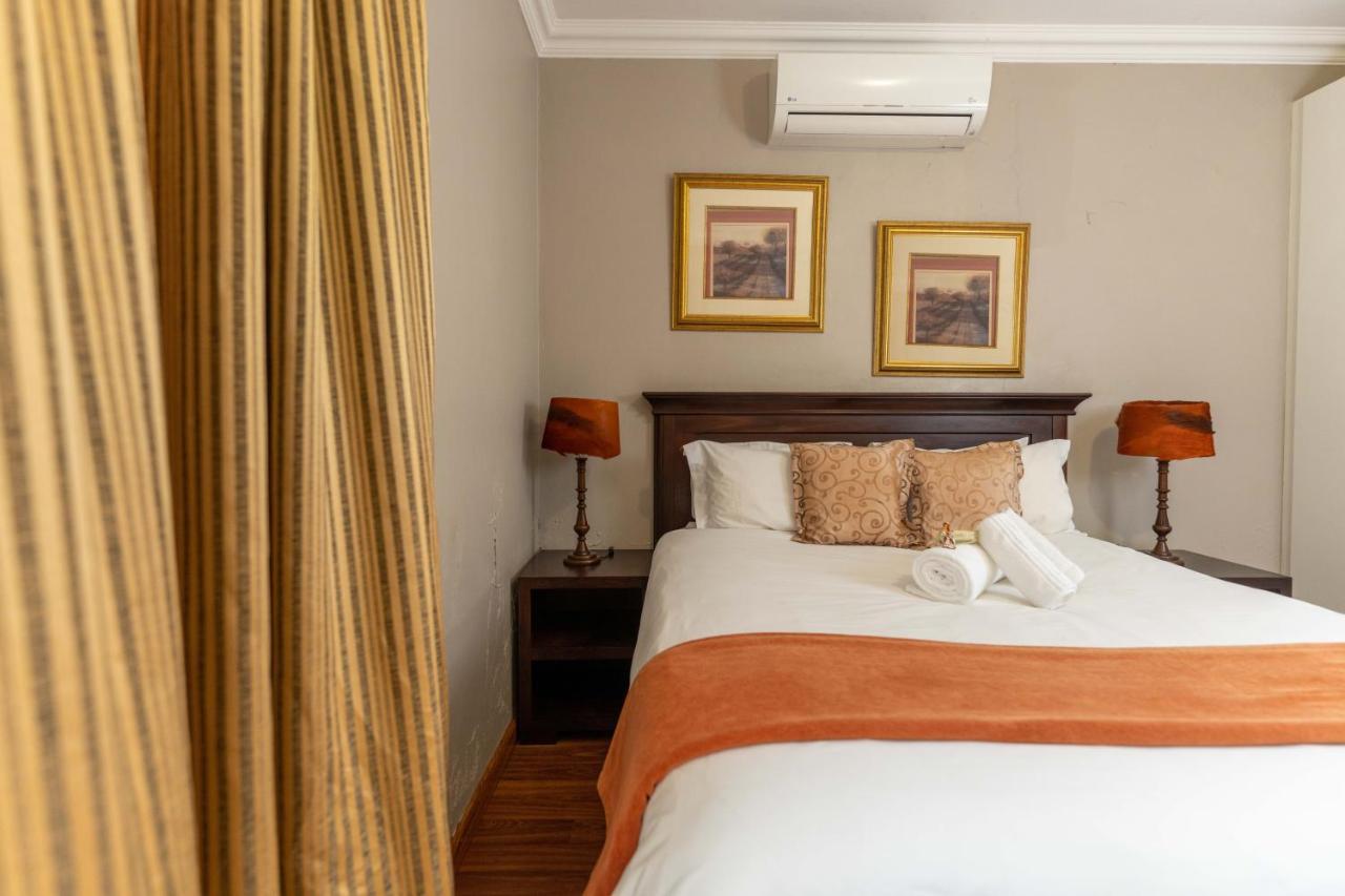 Fatmols Guest Lodge Johannesburg Ngoại thất bức ảnh
